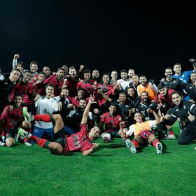 من دوري المناطق إلى إنجاز تاريخي.. مالك الخلود يشعل حماس الجمهور