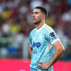 بايرن يسعى لحسم صفقة مهاجم يوفنتوس تحسباً لقرار كين