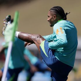 رافينيا ينفجر غضباً بعد هزيمة البرازيل أمام بوليفيا