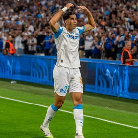 المغربي نايف أكرد يوضح تفاصيل التعرض لاعتداء في مطار مارسيليا