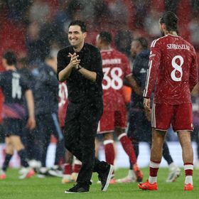 إيراولا مدرب ليفربول: سوبوسلاي يفعل ما يعجز عنه الآخرون