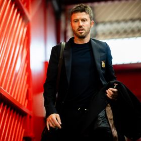 مبيومو وديالو يقودان يونايتد وغوارديولا يعتمد على الشاب آليني