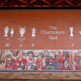ليفربول ينشر شكل "حائط الأبطال" الجديد بعد التتويج بالدوري الإنجليزي