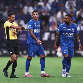 برشلونة متفائل بعودة جواو كانسيلو.. ووالدة مالكوم ترحّب به