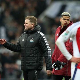 نيوكاسل يكرر فوزه على أرسنال بثنائية ويتأهل لنهائي كأس الرابطة