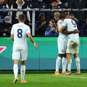 إنتر ميلان يحقق فوزاً سهلاً على سان جيلواز في دوري أبطال أوروبا