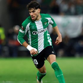 بعد برشلونة.. هل عبد الصمد الزلزولي ضمن خطط باريس سان جيرمان؟