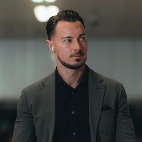 يايسله يعترف بأفضلية بيراميدز ويُفسر سبب خسارة الأهلي