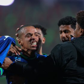 شاهد.. الاتفاق يسقط على أرضه أمام الفتح في دوري روشن السعودي