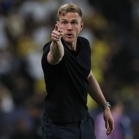 الاتحاد السعودي يعيّن المدرب الألماني فيسينغ "قاهر النصر"