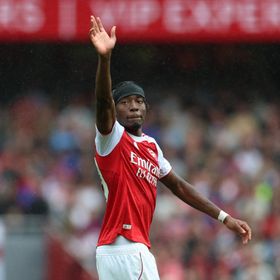 أرسنال يفقد خدمات لاعبه الجديد "شهرين" بسبب إصابة في الركبة