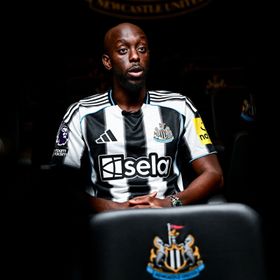 نيوكاسل ينتظر عودة ويسا المصاب منذ سبتمبر