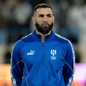 "اسألوا لاعبي الاتحاد".. كريم بنزيما يردّ بحدة بعد هاتريك الهلال