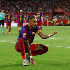 رافينيا يضرب ريال مدريد.. يتفوق على رباعي الملكي و16 فريقاً في الليغا