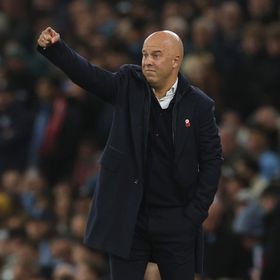 آرني سلوت: ليفربول يفتقد ديوغو جوتا.. ولن نبرّر نتائجنا برحيله