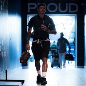 داروين نونيز يعود إلى التشكيلة الأساسية للهلال أمام الفتح