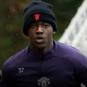 بعد رحيل أموريم.. مانشستر يونايتد يعلن عودة ماينو للتدريبات