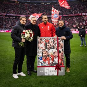 إدارة بايرن تكرم كين بعد الوصول إلى 500 هدف