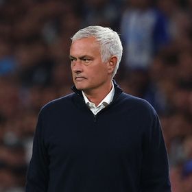 مورينيو يتجاهل صيحات الاستهجان: بنفيكا أراد نقطة وجعلنا بورتو يعاني