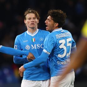 شاهد.. نابولي يعود من بعيد ويفلت من كمين هيلاس فيرونا