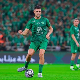 ضربة فنية قبل القمة.. يايسله يستبعد 3 لاعبين من قائمة الأهلي