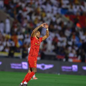أوباميانغ يتفوق على رونالدو ويقود القادسية للفوز على النصر