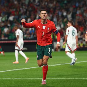 هل يشارك كريستيانو رونالدو في مباراة احتفالية بين البرتغال والمكسيك؟