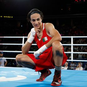 لماذا تأجل أول نزال احترافي للبطلة إيمان خليف في باريس؟