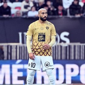 ليون "يتفق" مع حيماد عبدلي ويتفاوض مع أنجيه لحسم الصفقة في يناير