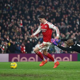 شاهد.. أرسنال يزيح تشيلسي ويتأهل لنهائي كأس الرابطة الإنجليزية