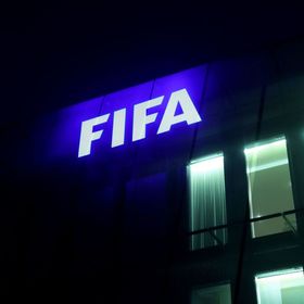 "فيفا" يسلم الأردن مكافآت متأخرة بعد اتهام إنفانتينو بـ"الابتزاز"