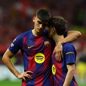 ليس التحكيم.. هنري يكشف أسباب انهيار برشلونة في دوري الأبطال