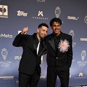 والد يامال "يحتاج إلى مساعدة" بعد "تورّطه بشجار" في مطار برشلونة