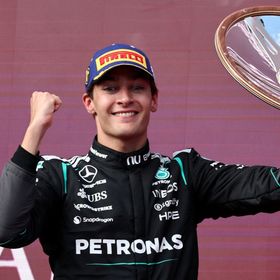 راسل سائق مرسيدس يفتتح موسم فورمولا 1 بفوز رائع في أستراليا