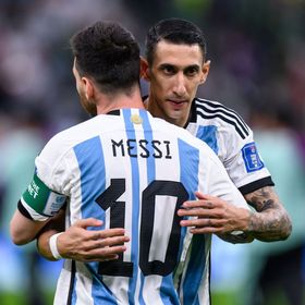 دي ماريا: مورينيو أمرنا بضرب لاعبي برشلونة وخشيت إصابة ميسي