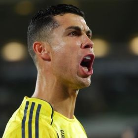 كريستيانو رونالدو يدعو إلى "الإيمان" بعد الفوز الصعب على ضمك