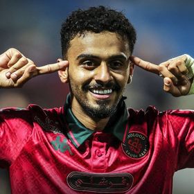 VAR يلغي هدف علي البليهي والشباب يسقط أمام الخلود