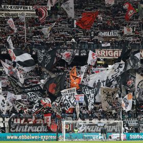 آينتراخت فرانكفورت ضحية صراع نفوذ "الألتراس" وأزمة كروية ومالية