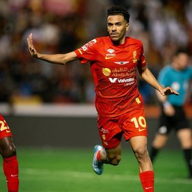شاهد.. القادسية يقسو على النصر ويُشعل الدوري السعودي