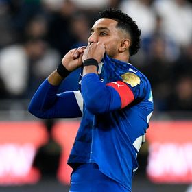 سالم الدوسري يُجدد الولاء للهلال ويقترب من إنهاء الجدل