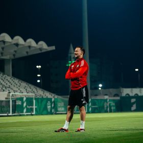 ماتياس يايسله يُسجل تاريخاً جديداً مع الأهلي بعد الفوز على ضمك