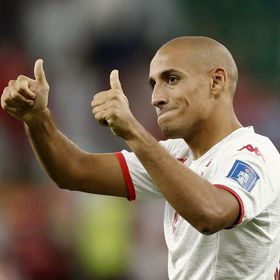 بعد اعتزاله بشهرٍ واحد.. الخزري ينضم للجهاز الفني الجديد لتونس