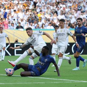 الهلال يعلن غياب ثنائي الدفاع عن مباراة الغرافة بسبب الأنفلونزا