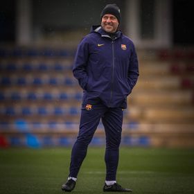 كانسيلو ليس الصفقة الوحيدة.. برشلونة يتعاقد مع "خبيرة نوم"