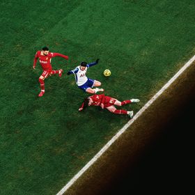 ليفربول يتعلّم من درس أرنولد ويربط البديل بعقد طويل المدى