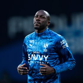 بعد نيفيز.. الهلال يحاول تمديد عقد كوليبالي