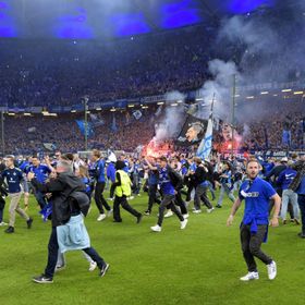 44 جريحاً في احتفالات هامبورغ بصعوده إلى البوندسليغا