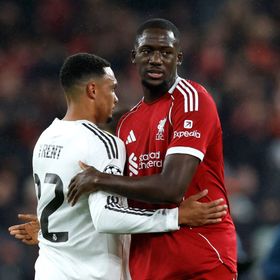 ريال مدريد أم ليفربول؟ كوناتي يحسم مستقبله ويستشهد بـ"مفاوضات صلاح"