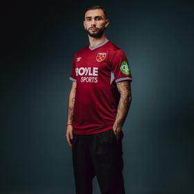 وست هام يونايتد يضم المهاجم الأرجنتيني كاستيلانوس من لاتسيو