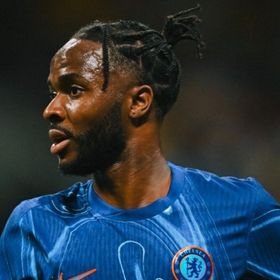 بعد فترة تجميد.. تشيلسي يعلن فسخ عقد رحيم سترلينغ بالتراضي